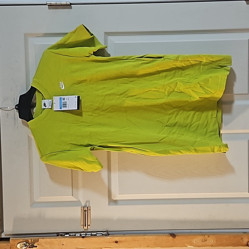 Nike Girls’ Sportswear T-Shirt Dress: GREEN: NEW WITH TAGS: SIZE M - Picture 1 of 4